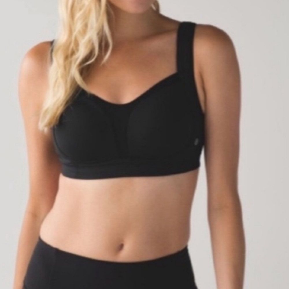 Lululemon Black Ta Ta Tamer
